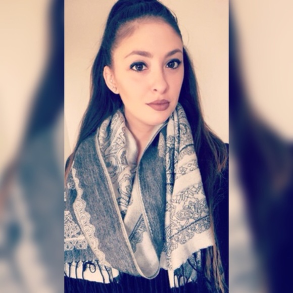 Grad Student ➡️ Fashionista - Picture 3 of 6